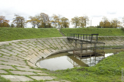 водосливной узел, переток воды под проспектом Руставели