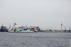 Круизный лайнер